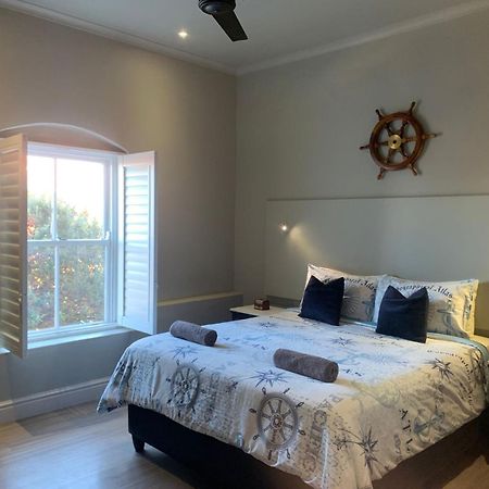 Hermanus Waterfront Apartment 12 ภายนอก รูปภาพ