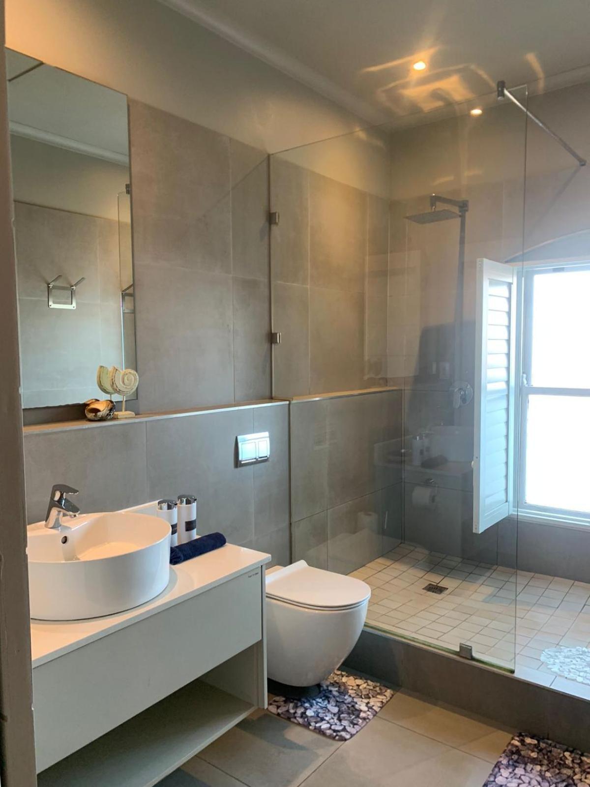 Hermanus Waterfront Apartment 12 ภายนอก รูปภาพ